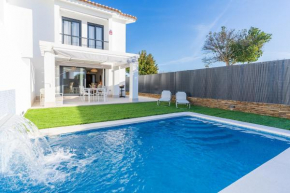 Pareado con piscina en el Rompido